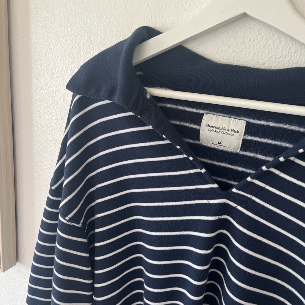 Abercrombie Kids Navy and White Striped Top - Picture 3 of 6